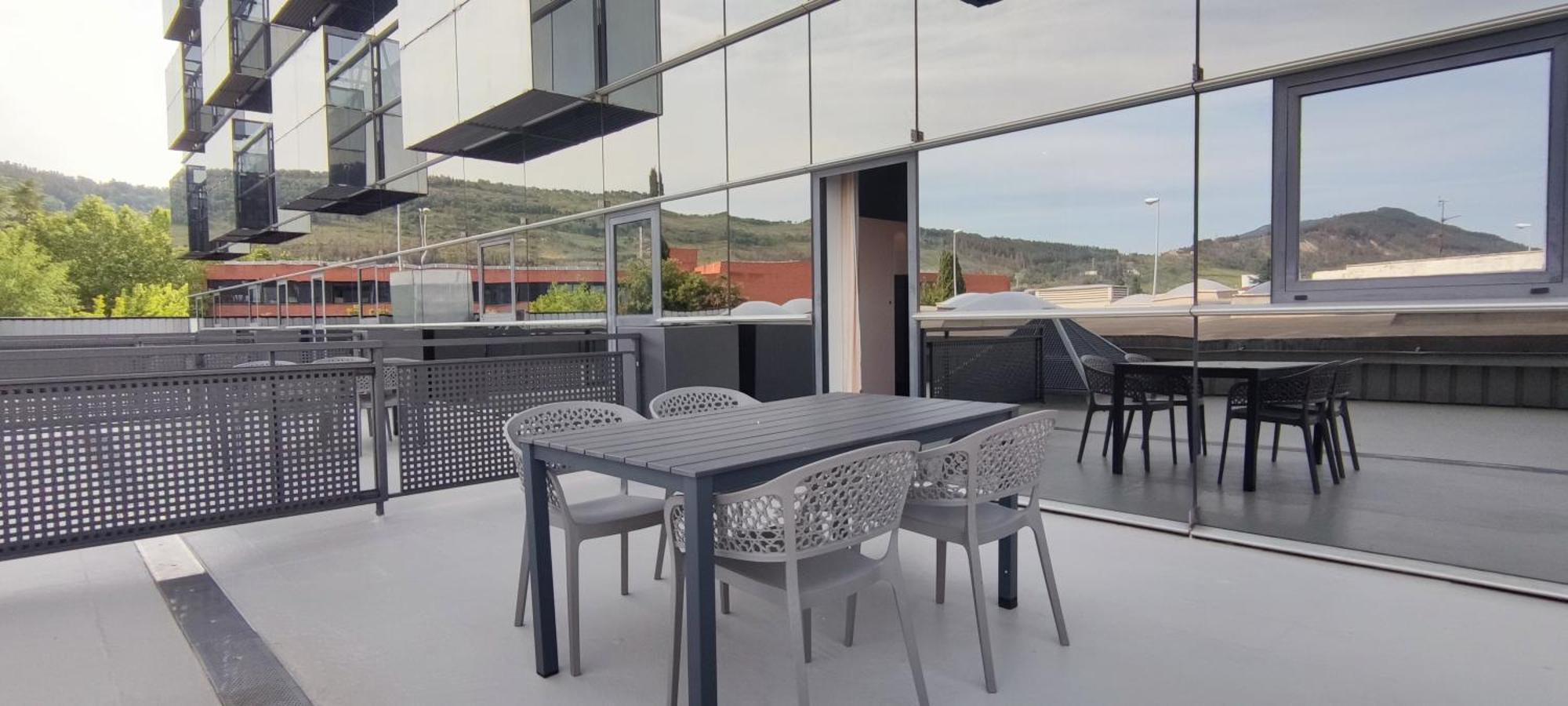 AH San Fermín Pamplona Aparthotel Exterior foto